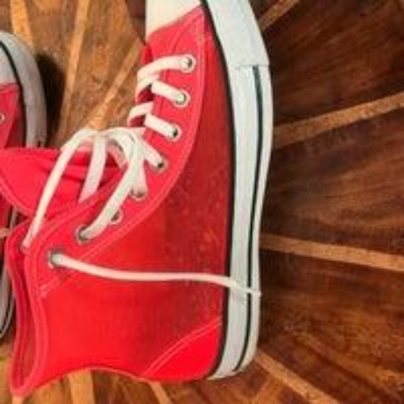 Women Pink Translucent Converse - Picture 5 of 6